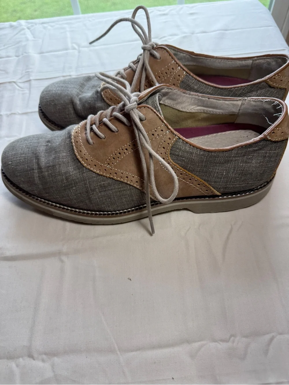 G.H. Bass & Co. Men's Gray Linen and Brown Leather Wingtip Oxfords